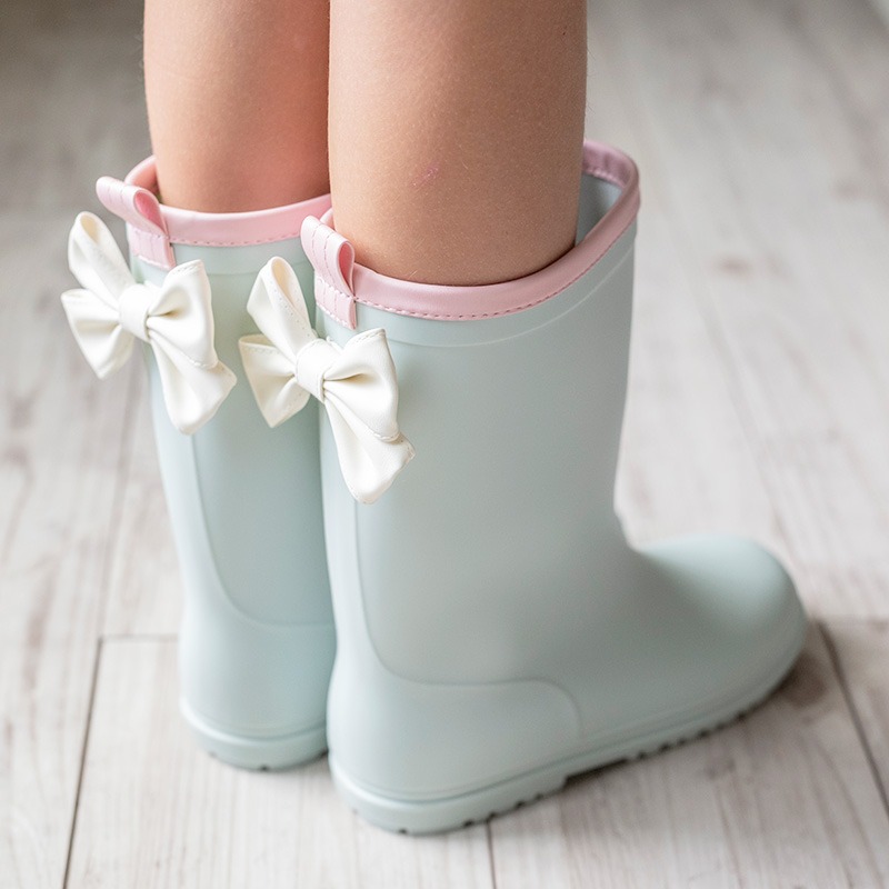 雨の日だって楽しくおしゃれに☔キャサリンのレイングッズ