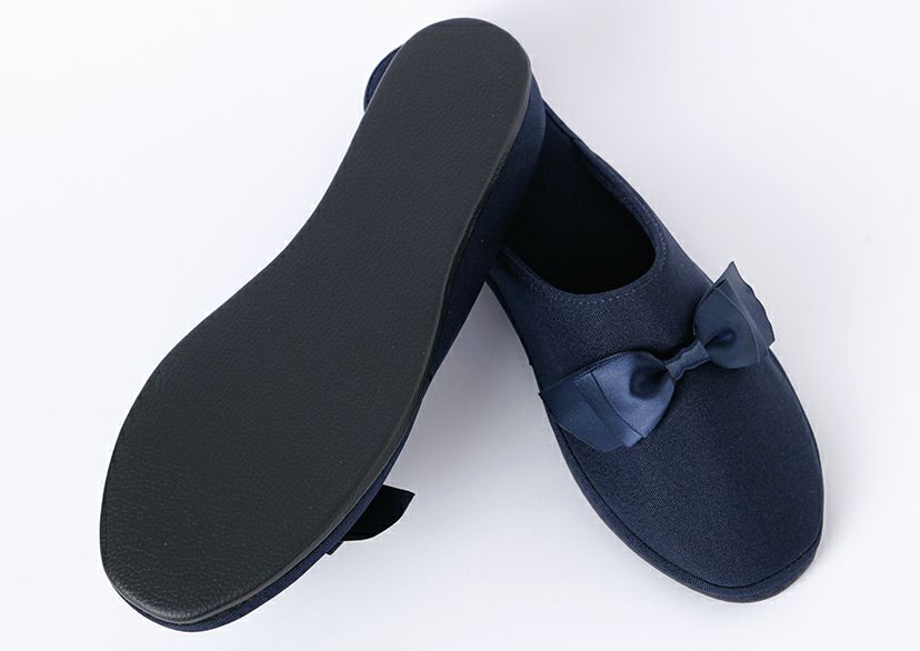 携帯用フォーマルスリッパ黒ヒール付き