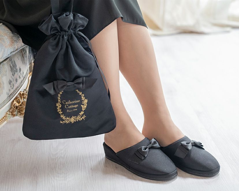 携帯用フォーマルスリッパ黒ヒール付き