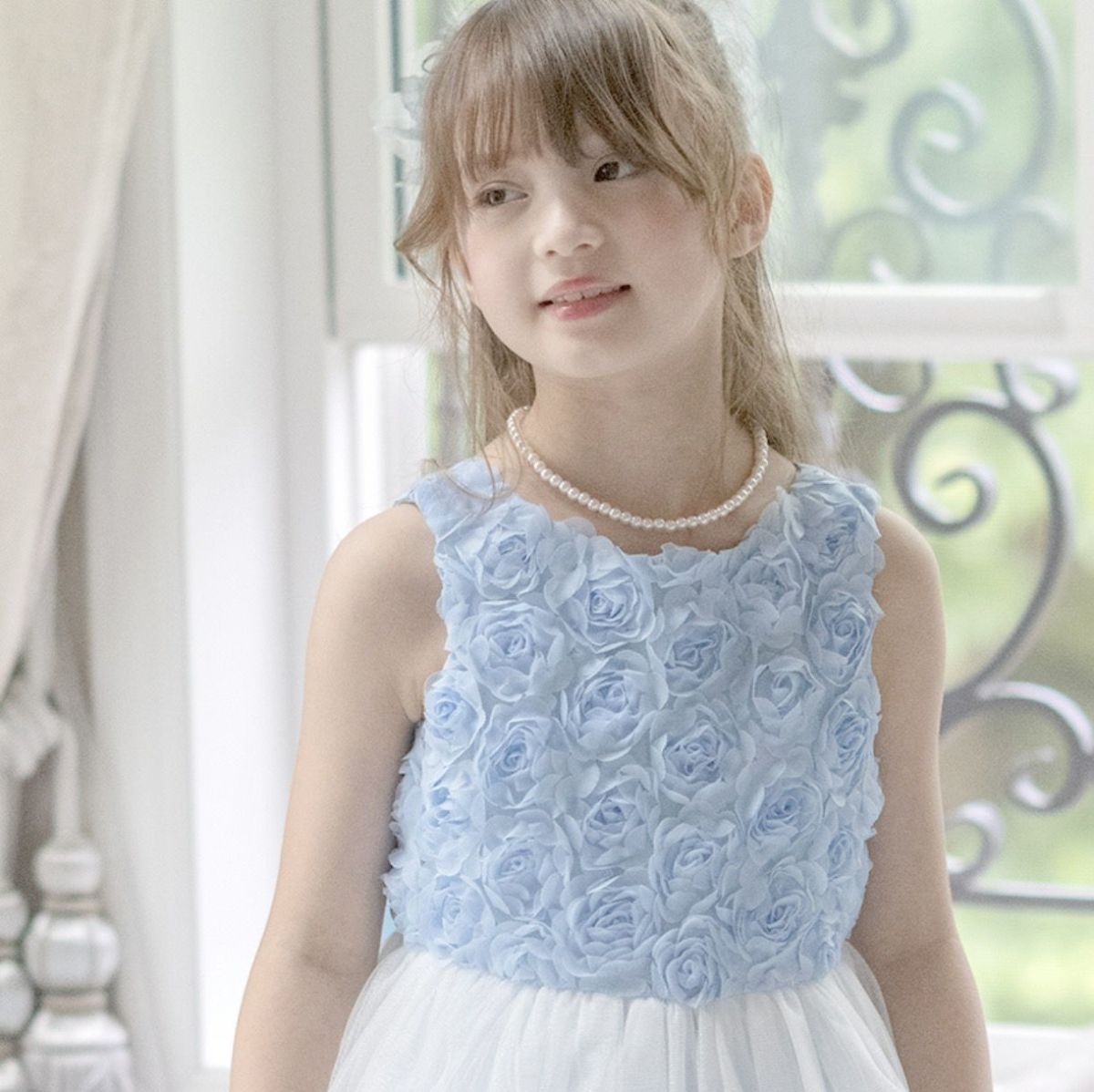 キッズドレス結婚式発表会女の子バラチュールの花びら入りスカートドレス[100110120130140150160cmピンクライラック紫白ブルー水色サックス]子供ドレスロングフラワーガールジュニア上品フォーマル