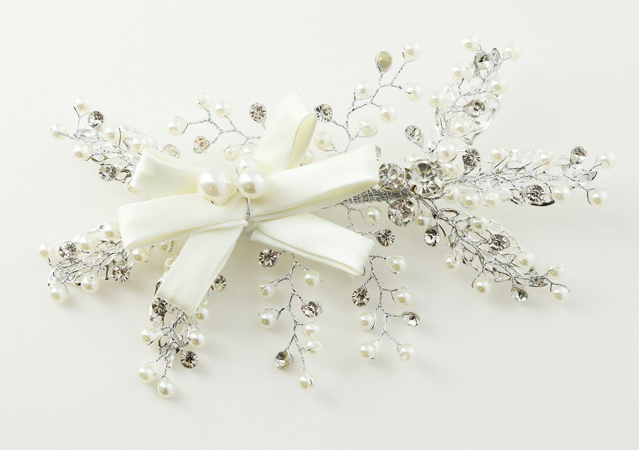 ヘアアクセサリー子供髪飾りパール＆ビジューのフローラルヘアクリップラインストーンリボン結婚式発表会パーティー七五三キッズヘッドドレス通販