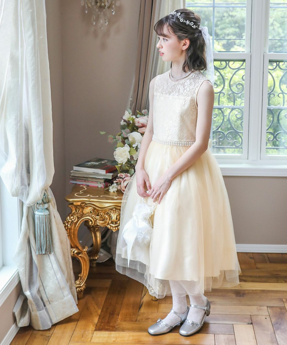 フラワーモチーフクリアビーズリボンカチューシャティアラTAK