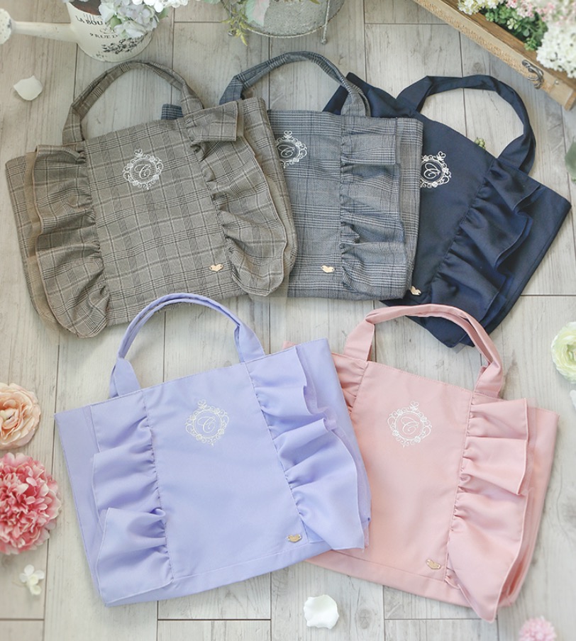 イニシャル刺繍入りフリルレッスンバッグスクールレッスンバッグマチあり手提げバッグフォーマルに合うバッグ