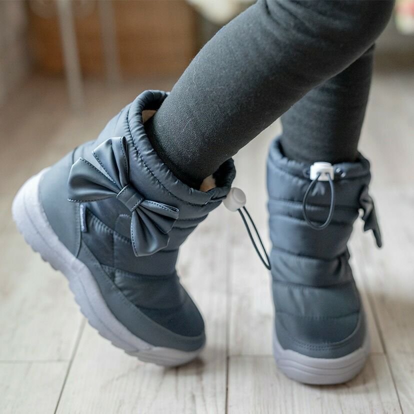 スノーブーツ収納式スパイク付き女の子カジュアルブーツウィンターブーツキッズジュニア防滑防寒靴雪雪靴ミドル丈裏起毛キャサリンコテージ