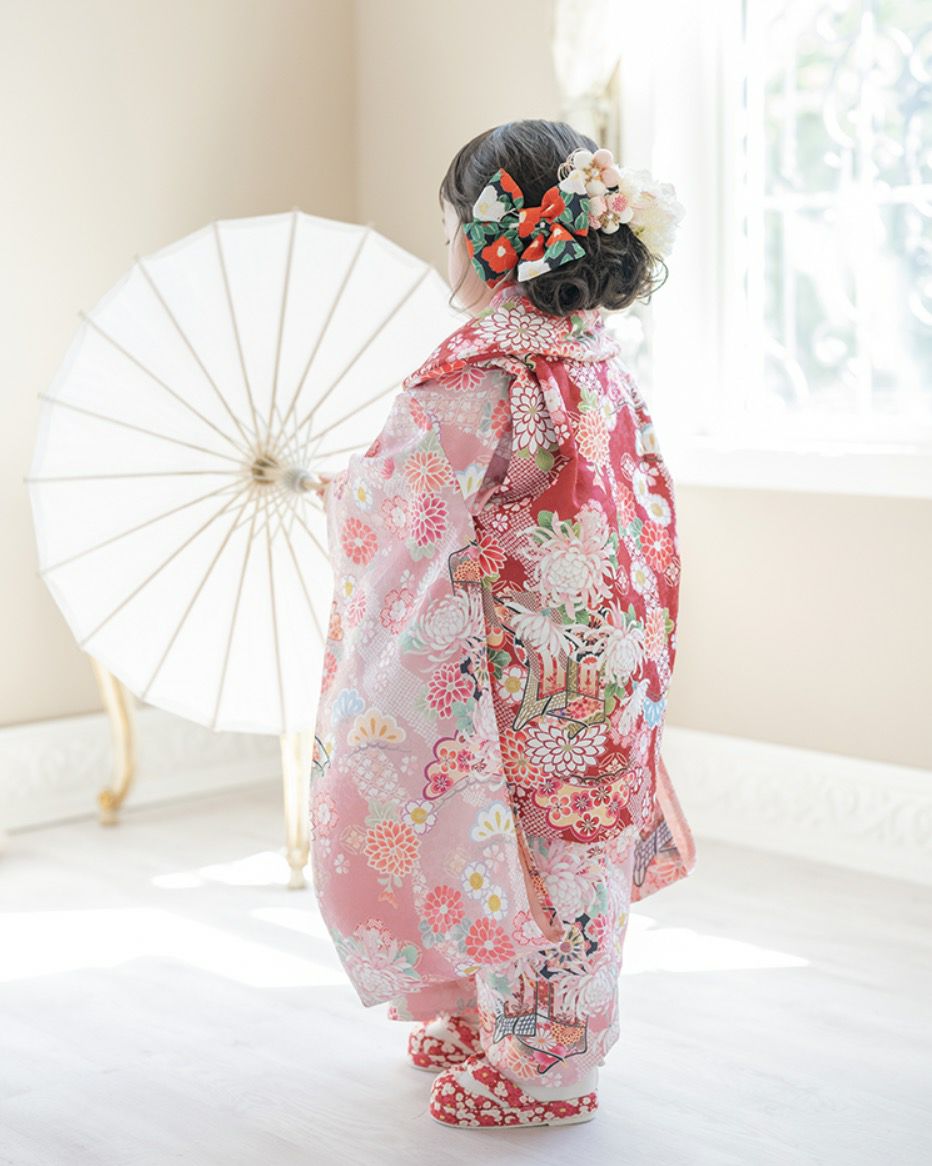 花柄鼻緒のスリッポン 七五三 草履風 3歳 5歳 女児 753 歩きやすい 痛くない 脱げにくい ストラップ 和柄 和風 和装 靴 子供靴 履物