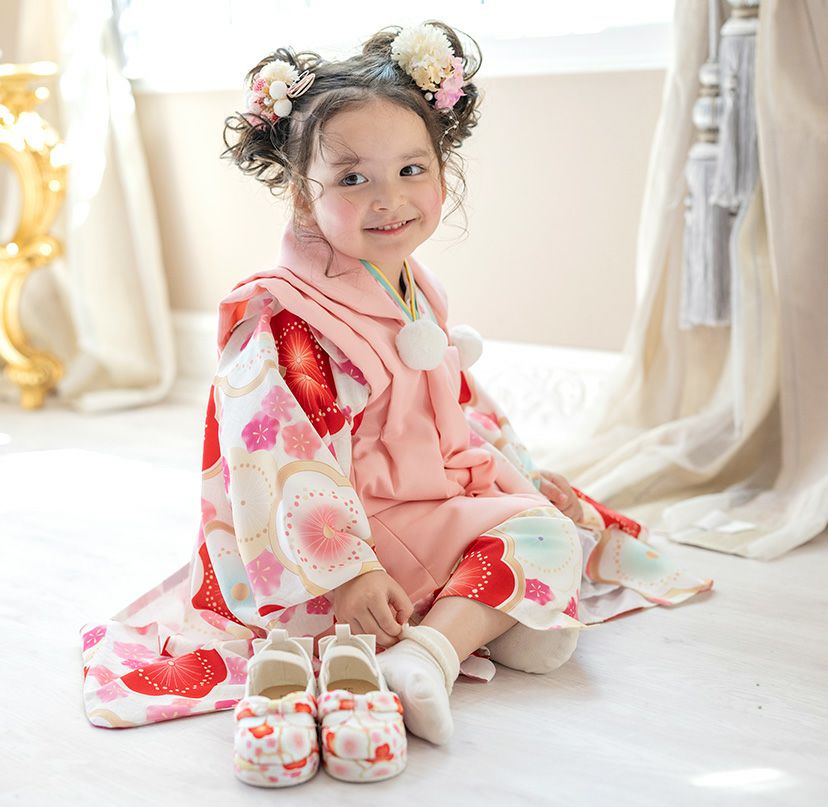 花柄鼻緒のスリッポン 七五三 草履風 3歳 5歳 女児 753 歩きやすい 痛くない 脱げにくい ストラップ 和柄 和風 和装 靴 子供靴 履物