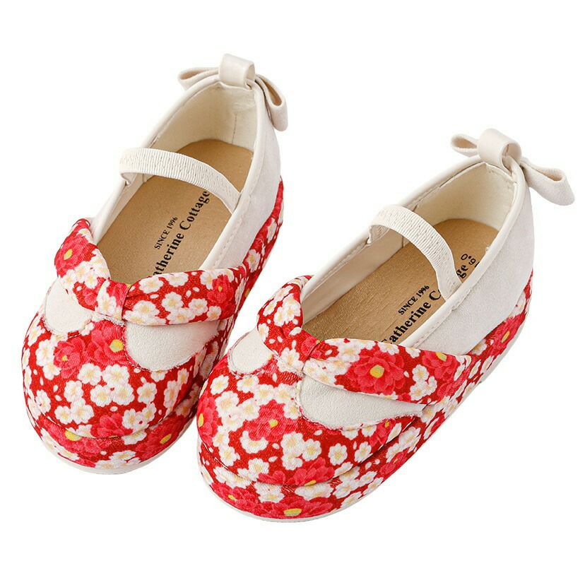 花柄鼻緒のスリッポン 七五三 草履風 3歳 5歳 女児 753 歩きやすい 痛くない 脱げにくい ストラップ 和柄 和風 和装 靴 子供靴 履物