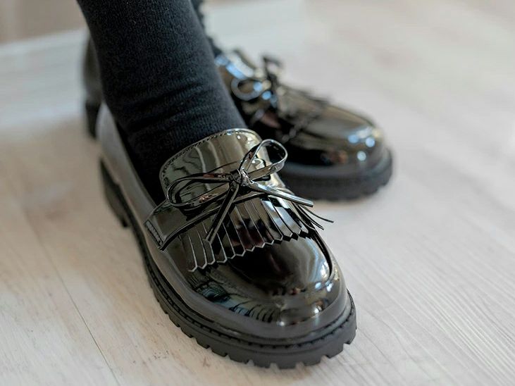 卒業式（靴込み）7点セット Amazon.co.jp: [SACHI] フォーマルシューズ 子供 履きやすい